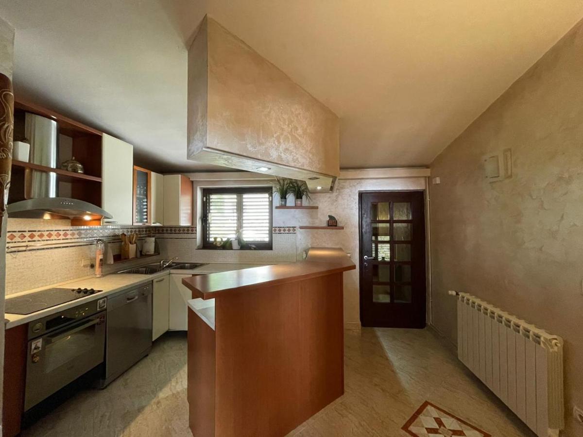 La Grande Apartments โกตอร์ ภายนอก รูปภาพ
