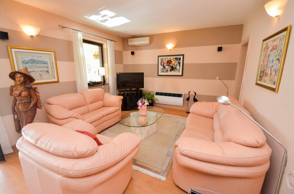 La Grande Apartments โกตอร์ ภายนอก รูปภาพ